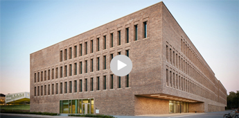 Bibliotheksgebäude auf dem Westerberg, Foto: Sven Otte / Copyright: Universität Osnabrück